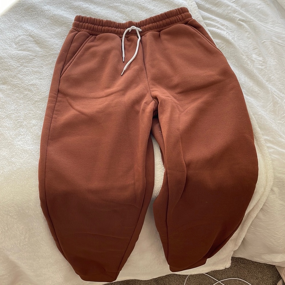 Chocolate brown sweats/joggers